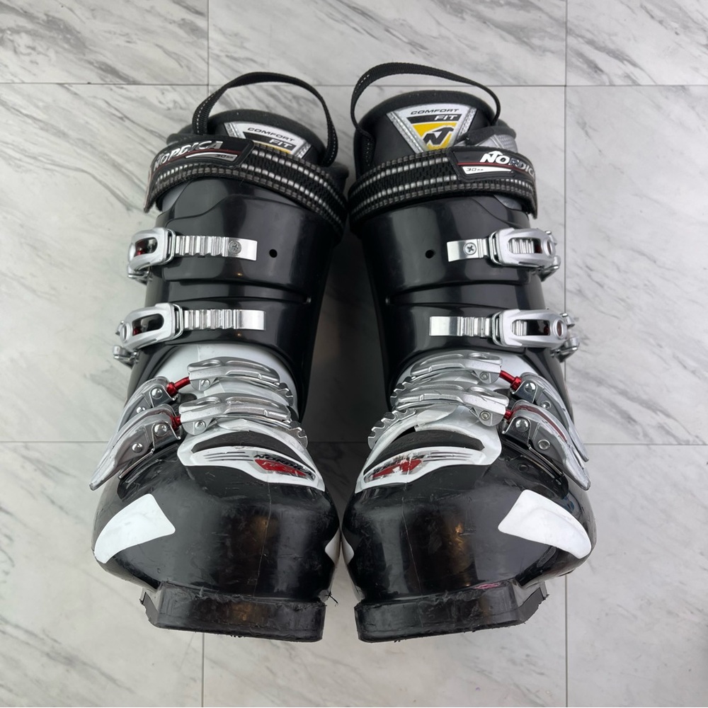 スキーブーツ NORDICA CRUISE NFS 60 27.0 - 27.5 Cruise Nordica - Skis and Boots – Official website